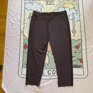 Brand new Athleta plum workout pants.